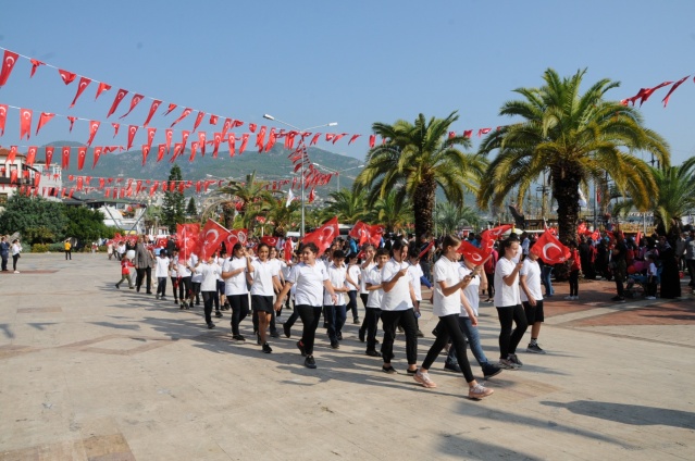 Alanya'da Cumhuriyet Bayramı coşkuyla kutlandı 6