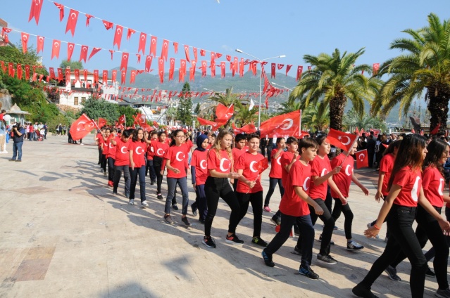 Alanya'da Cumhuriyet Bayramı coşkuyla kutlandı 25
