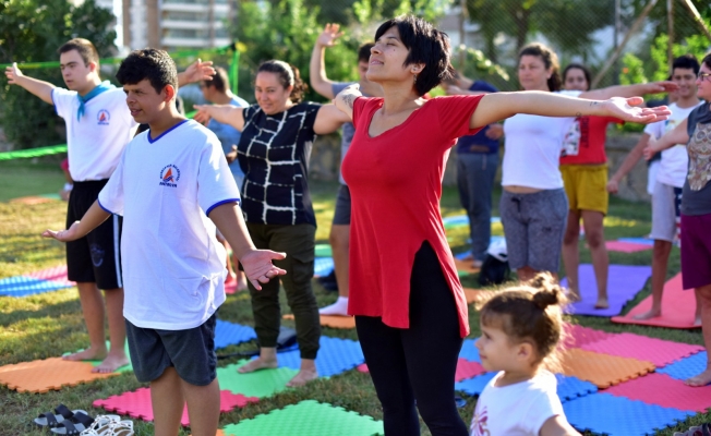 Özel Çocuklara Yoga Kursu