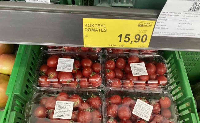 Ürettiği domatesin markette izini sürdü fiyatı görünce şok oldu