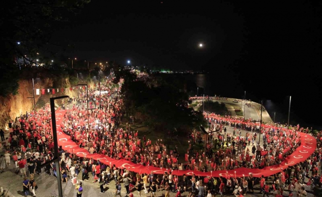 Büyükşehir’den Cumhuriyet’in 98. yılına coşkulu kutlama