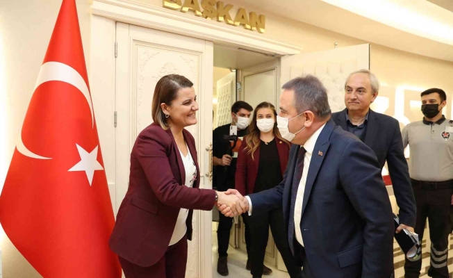 İzmit Belediye Başkanı Antalya’nın projelerini inceledi