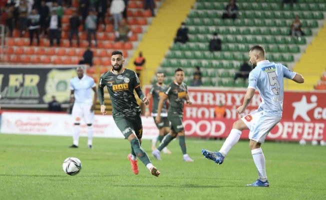 Spor Toto Süper Lig: Alanyaspor: 1 - Medipol Başakşehir: 1 (Maç sonucu)
