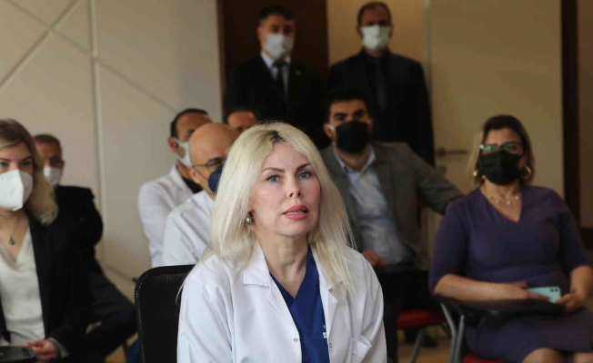 AÜ Rektörü Özkan: "Türkiye’nin ikinci rahim nakli hastasına önümüzdeki ay embriyo nakli transferi planlıyoruz"
