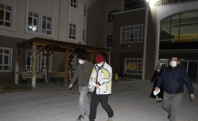 Burdur’da avukatlardan sorumlu FETÖ şüphelileri tutuklandı
