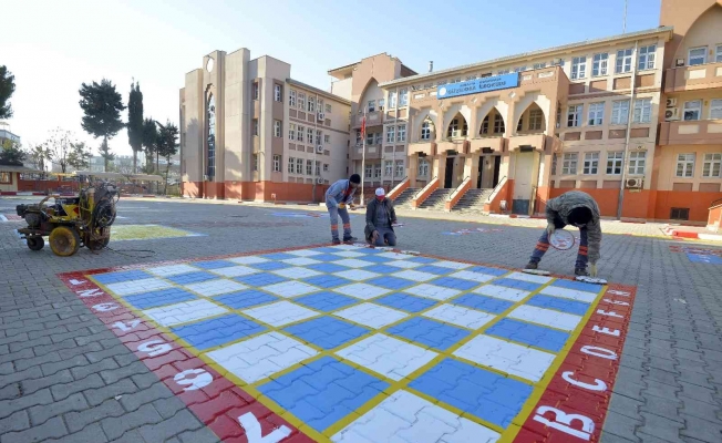 Muratpaşa’da okullar yenileniyor