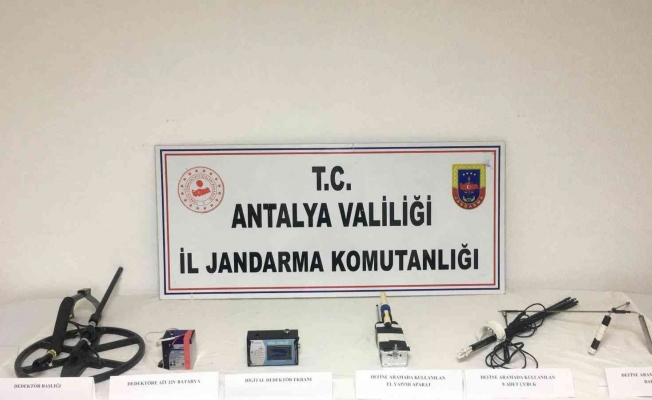 Antalya’da kaçak kazı operasyonu