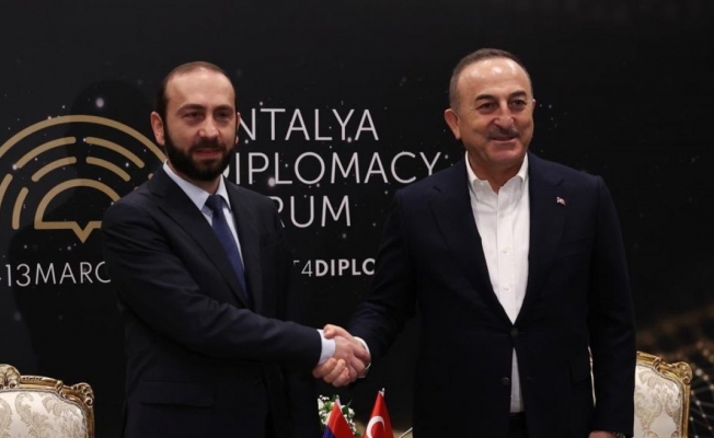 Bakan Çavuşoğlu: “Ermenistan ile normalleşme adımlarını Azerbaycan destekliyor”
