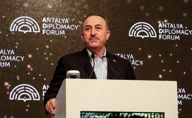 Bakan Çavuşoğlu: "Rusya’ya yaptırımların sorunu çözmeyeceğine inanıyoruz"