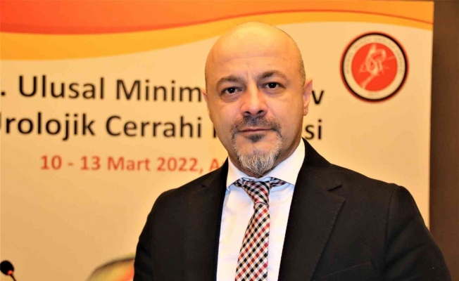 Prof. Dr. A. Barbaros Başeskioğlu: “Varikosalde 6 kişiden 1’i cerrahi müdahale gerektirir”