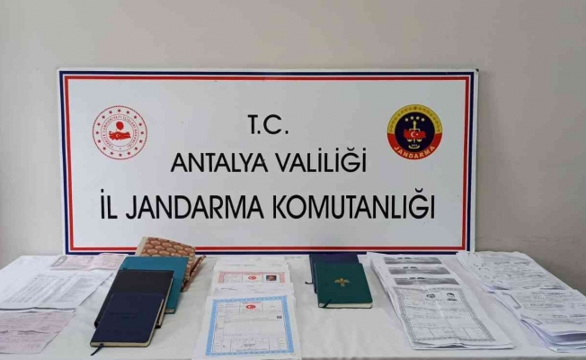 Antalya’da eş zamanlı tefeci operasyonu: 5 gözaltı