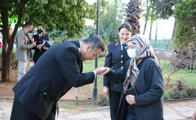 Şehit aileleri ve gazi yakınları Antalya İl Jandarma Komutanlığı iftarında buluştu