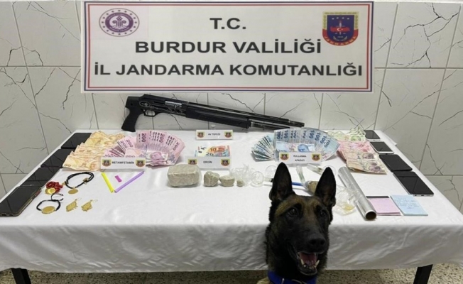 Burdur’da uyuşturucu operasyonuna 2 tutuklama