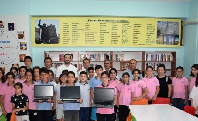 Akcoat’tan köy okullarına bilgisayar desteği