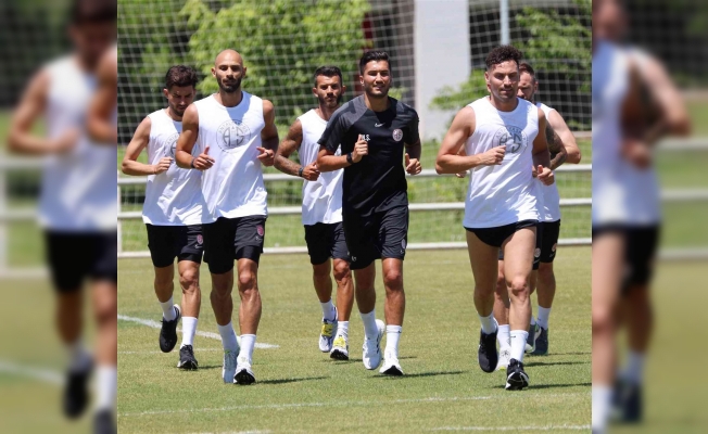 Antalyaspor, yeni sezon hazırlıklarına salonda başladı