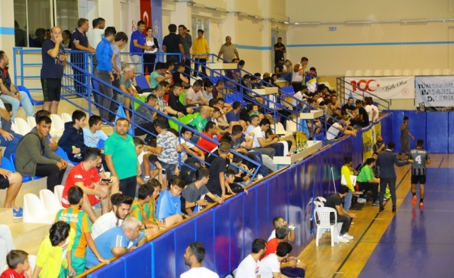 Futsal Turnuvasında şampiyon Manavgat 07 Spor oldu
