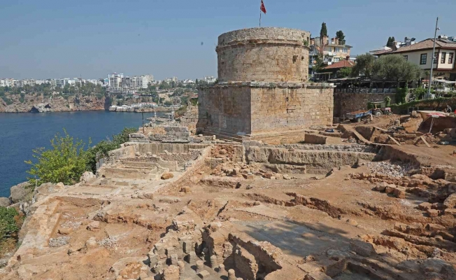 Hıdırlık Kulesi’nde arkeolojik kazılarda sona yaklaşıldı