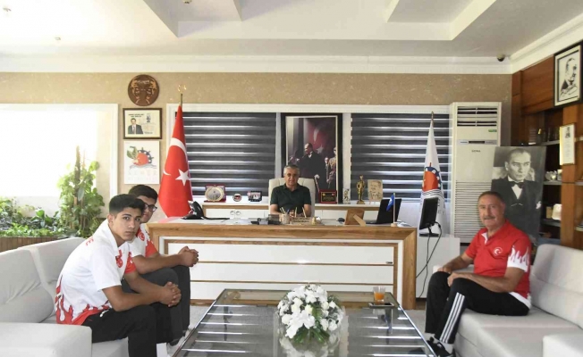 Başkan Toplaloğlu, milli sporcu Şen’i ağırladı