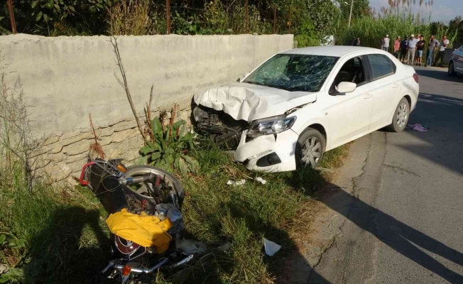 Manavgat’ta motosiklet ile otomobil çarpıştı: 4 yaralı
