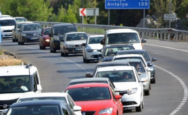 Bölgemizde trafiğe kayıtlı motorlu taşıt sayısı açıklandı