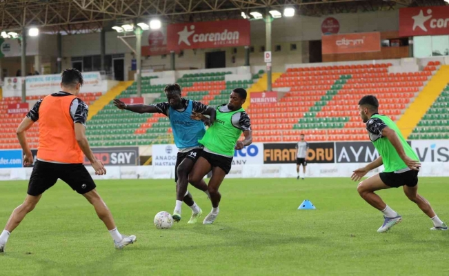 Alanyaspor, Gaziantep FK hazırlıklarını sürdürdü