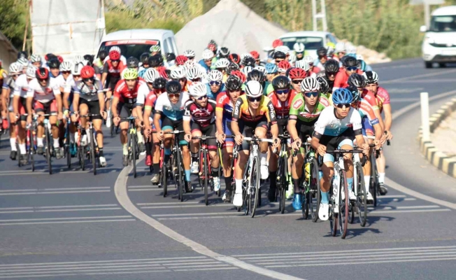 Türkiye Bisiklet Şampiyonası’nda yarışları Alanya’da başladı