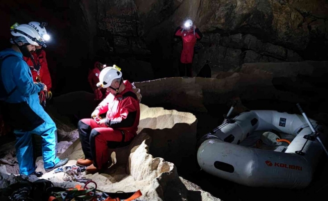 Dünya’nın 3’üncü büyük yeraltı gölünde profesyonel keşif çalışması