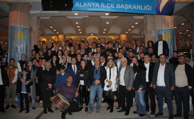 İYİ Parti Alanya'da Alper Arıkan Güven Tazeledi