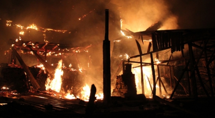 Alanya’da müstakil evde yangın çıktı
