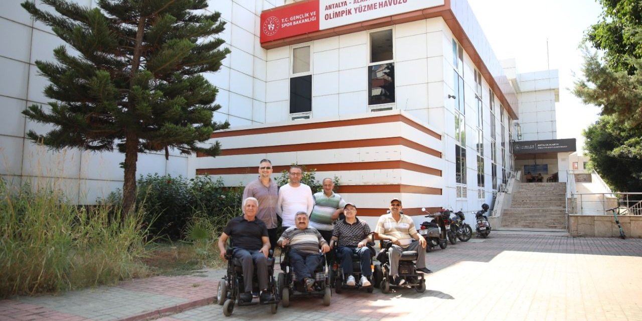 Japonya Hibe Projesi kapsamında Alanya Belediyesi’ne 2 engelli aracı!