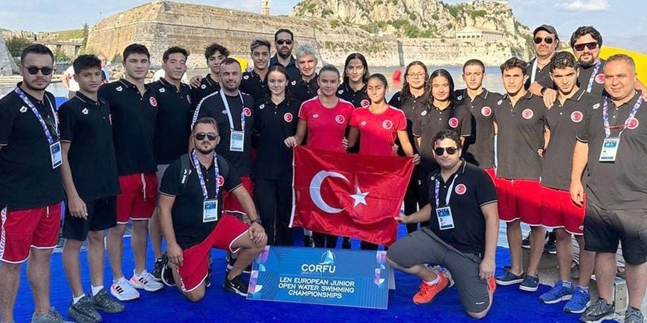 Antalyasporlu genç yüzücüler onurlandırdı! Açık Su Yüzme Şampiyonası'nda boy gösterdi