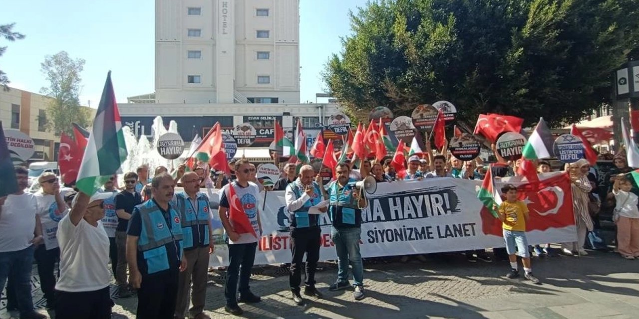 Antalya'da İsrail'in Filistin'e yönelik saldırılarını protesto edildi!