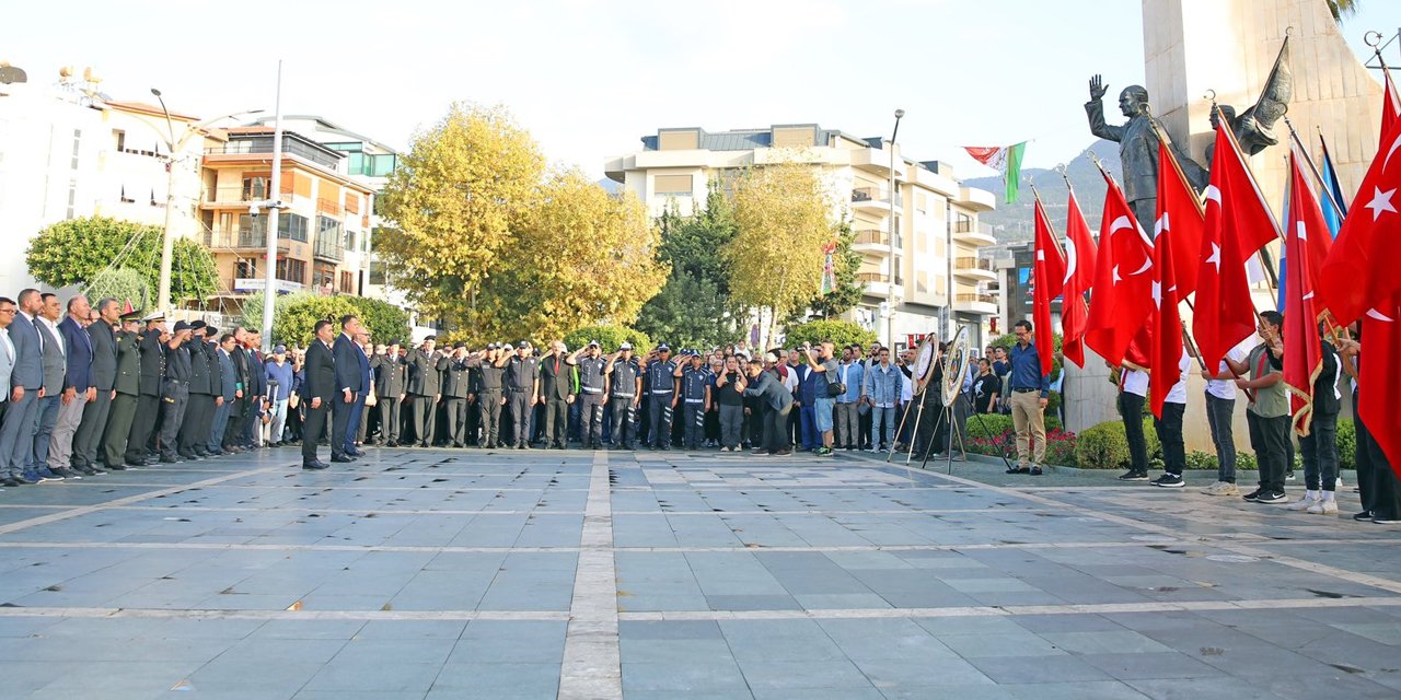 Alanya, 10 Kasım'da Atatürk'ü anma törenine ev sahipliği yaptı!