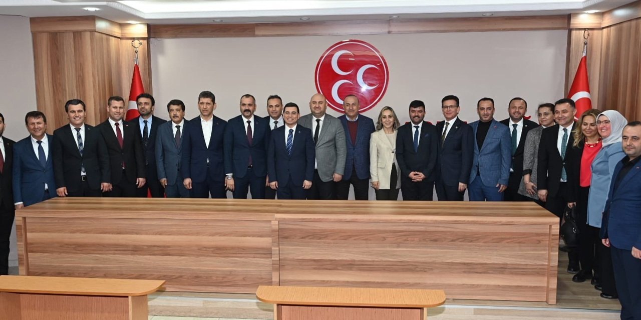 Hakan Tütüncü, MHP Antalya İl Teşkilatı'nı ziyaret etti!