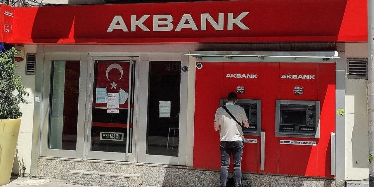SGK Duyurdu: Akbank Emeklilere 10.000 TL Ödeme Yapacak!