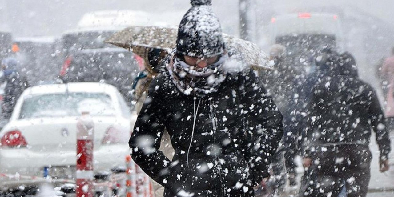 Meteoroloji'den Kar Uyarısı! Saat Verildi, Türkiye Genelinde Yoğun Kar Bekleniyor