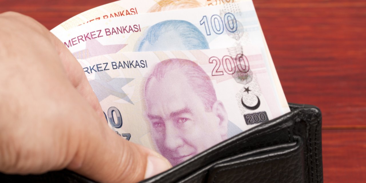 AKP'den Asgari Ücrete İkinci Zam Açıklaması