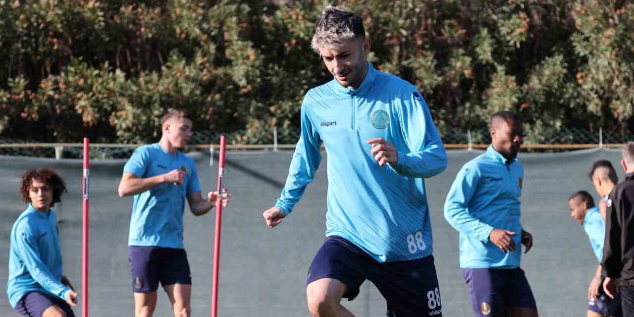 Alanyaspor, Kayserispor maçı için hazırlıklara başladı