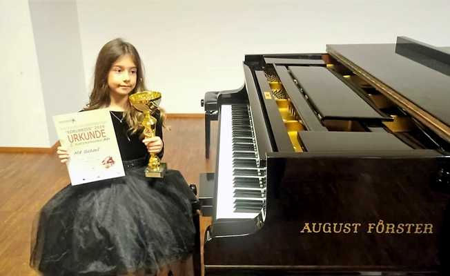 Piyanonun altın kızı Viyana’da birinci oldu