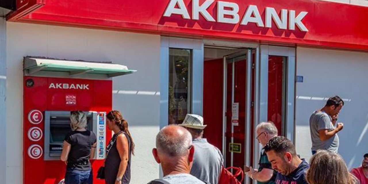 Akbank'tan Bayram öncesi büyük sürpriz: 20.000 TL'ye kadar faizsiz kredi!