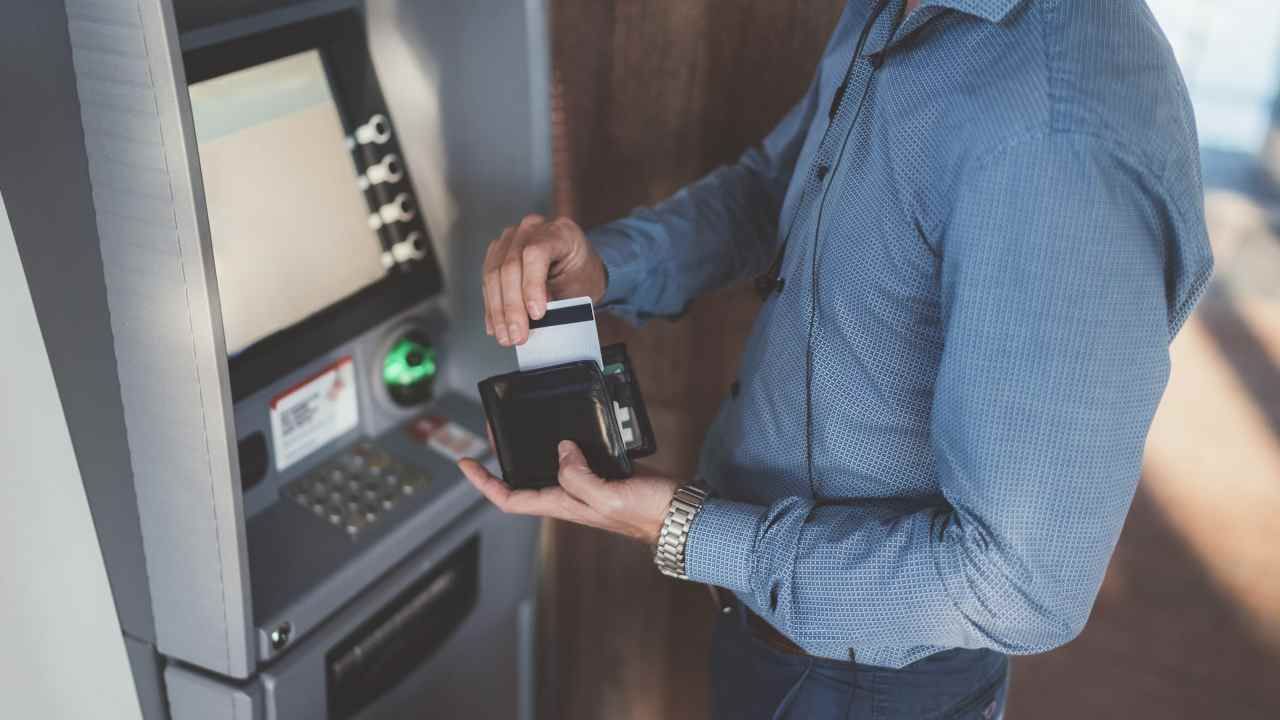 ATM'lerde Küçük Banknot Dönemi Sona Erdi: Yeni Uygulama Hayata Geçti