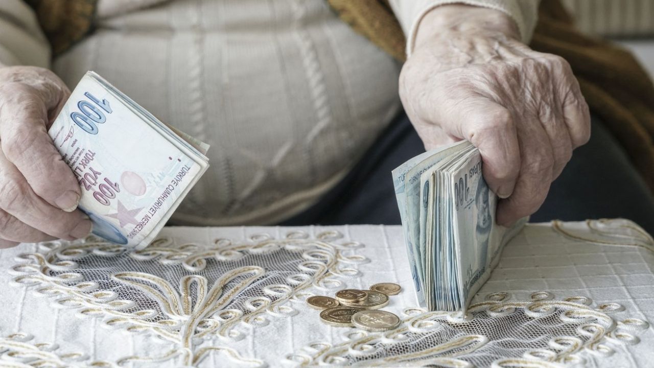 Emekli Maaşlarına Beklenenden Yüksek Zam: Milyonlarca Emekliye Müjde