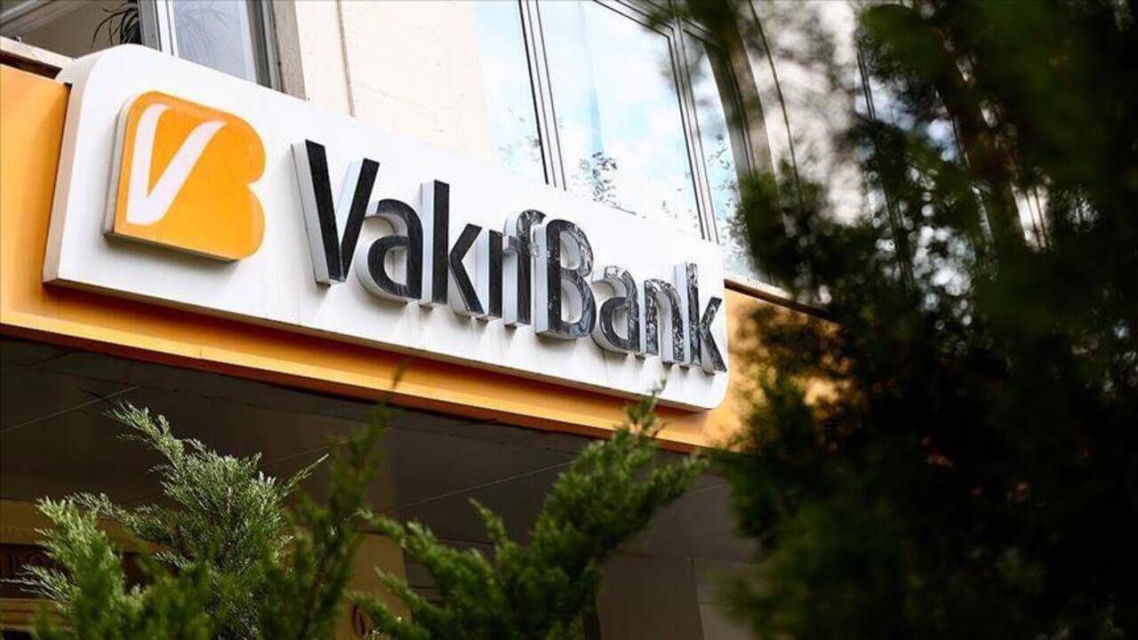Vakıfbank, Emeklilere Özel 100.000 TL'ye Kadar Nakit İmkanı Sunuyor