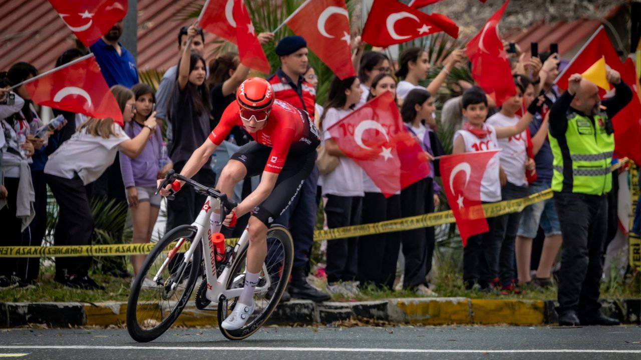 Cumhurbaşkanlığı Türkiye Bisiklet Turu'nun İzmir Etabı 27 Nisan'da Başlıyor