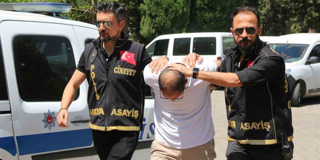 Antalya'da trafik tartışması kanlı bitti! Şahıs tutuklandı