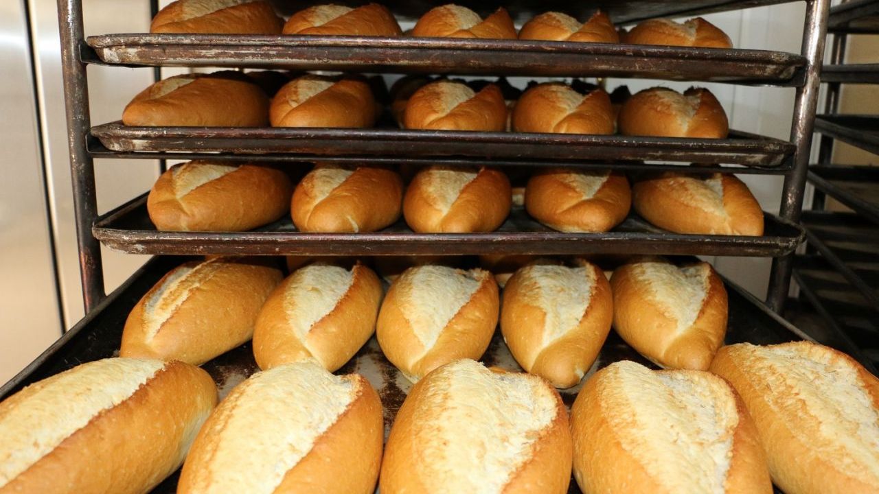 Ekmek Fiyatlarına Yüzde 25 Zam: Yeni Tarife Derhal Uygulamaya Kondu