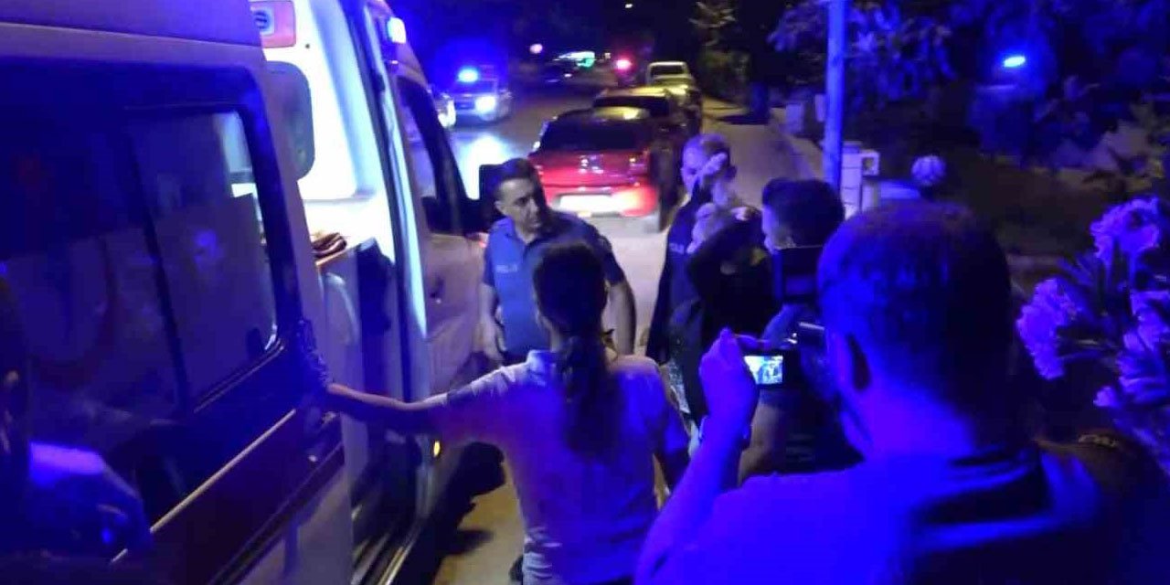 Antalya'da evi yakma girişimi! Ambulansa götürülürken polise şok sözler söyledi