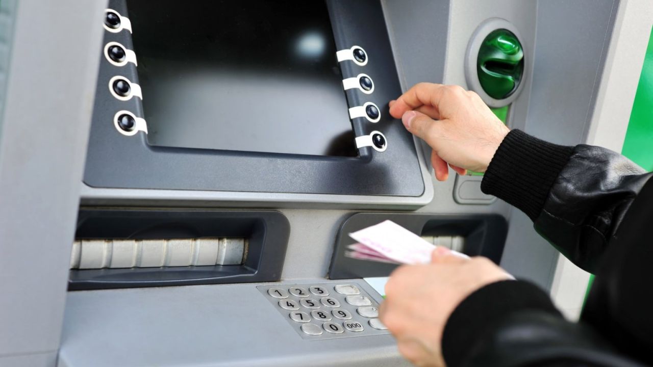 Türkiye'deki ATM'lerde Büyük Değişiklik: Yeni Döneme Girildi