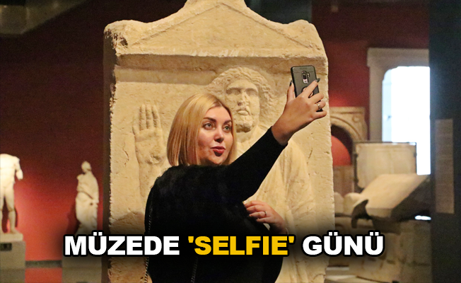 Müzede ‘selfie’ günü