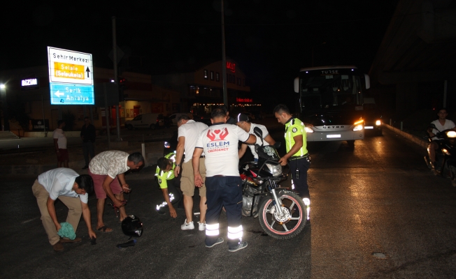 Manavgat'ta trafik kazaları: 6 yaralı